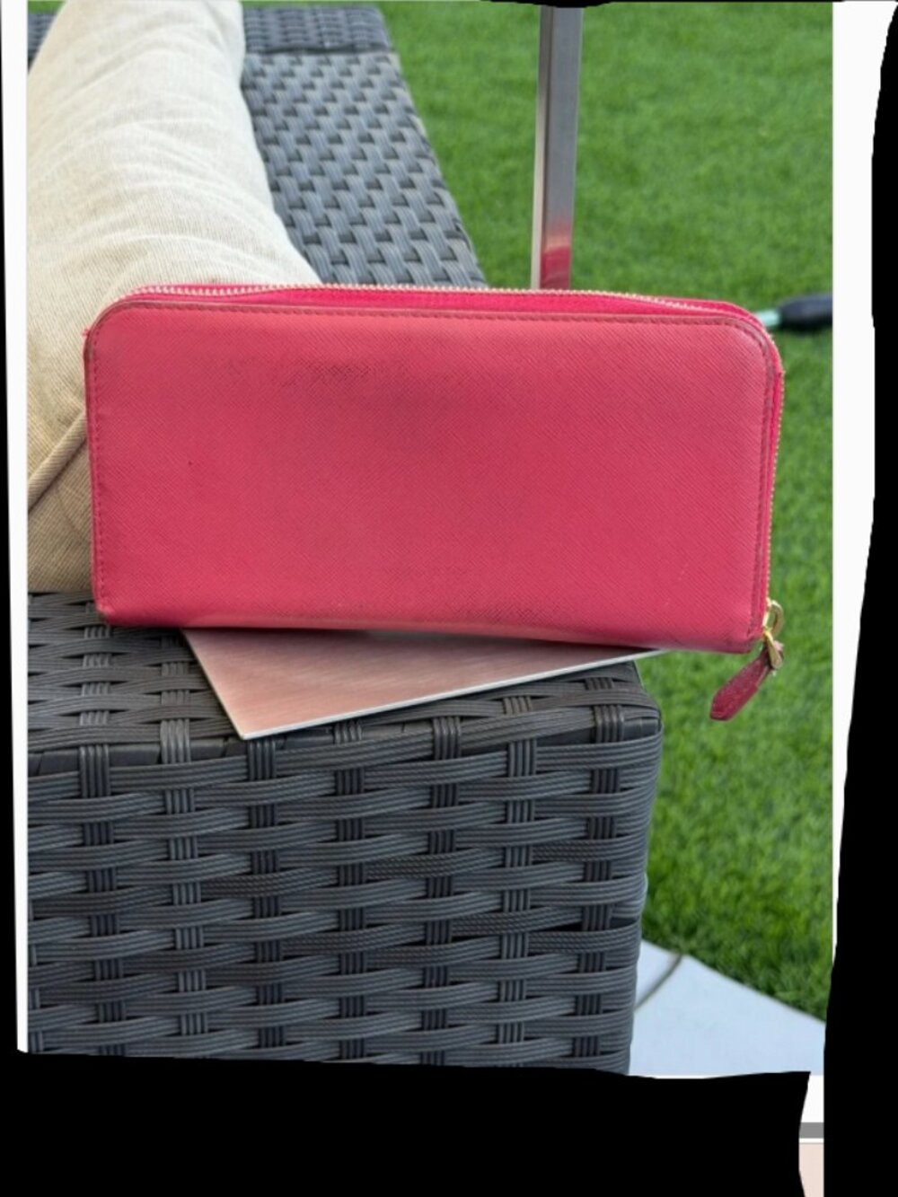 Prada Pink Saffiano Leather Bow Zip Wallet - Picture 2 of 8